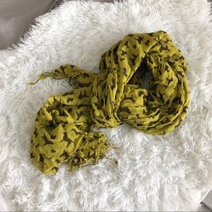 🚨LAST DAY!🚨Adorable dog pattern scarf
